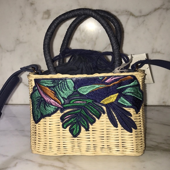a new day Handbags - Basket Bag with Pull Ties